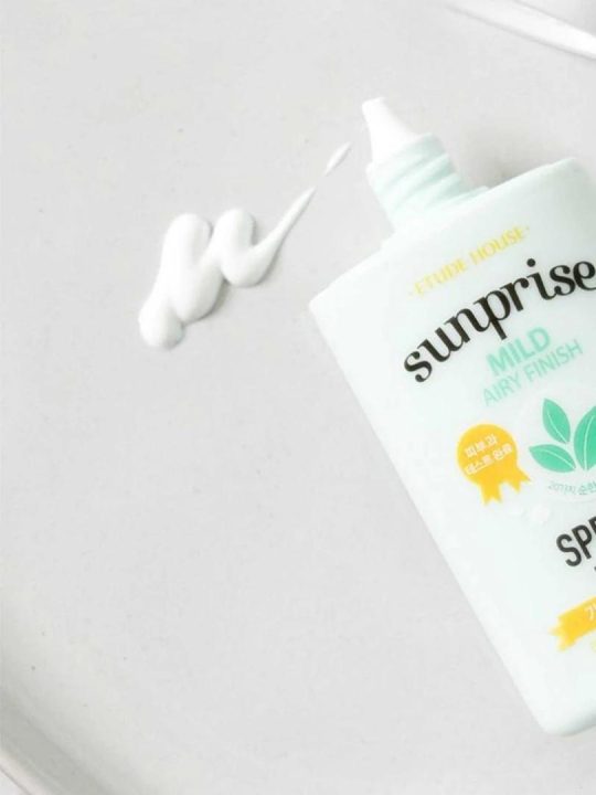 Sunprise Mild Airy Finish SPF50 PA+++